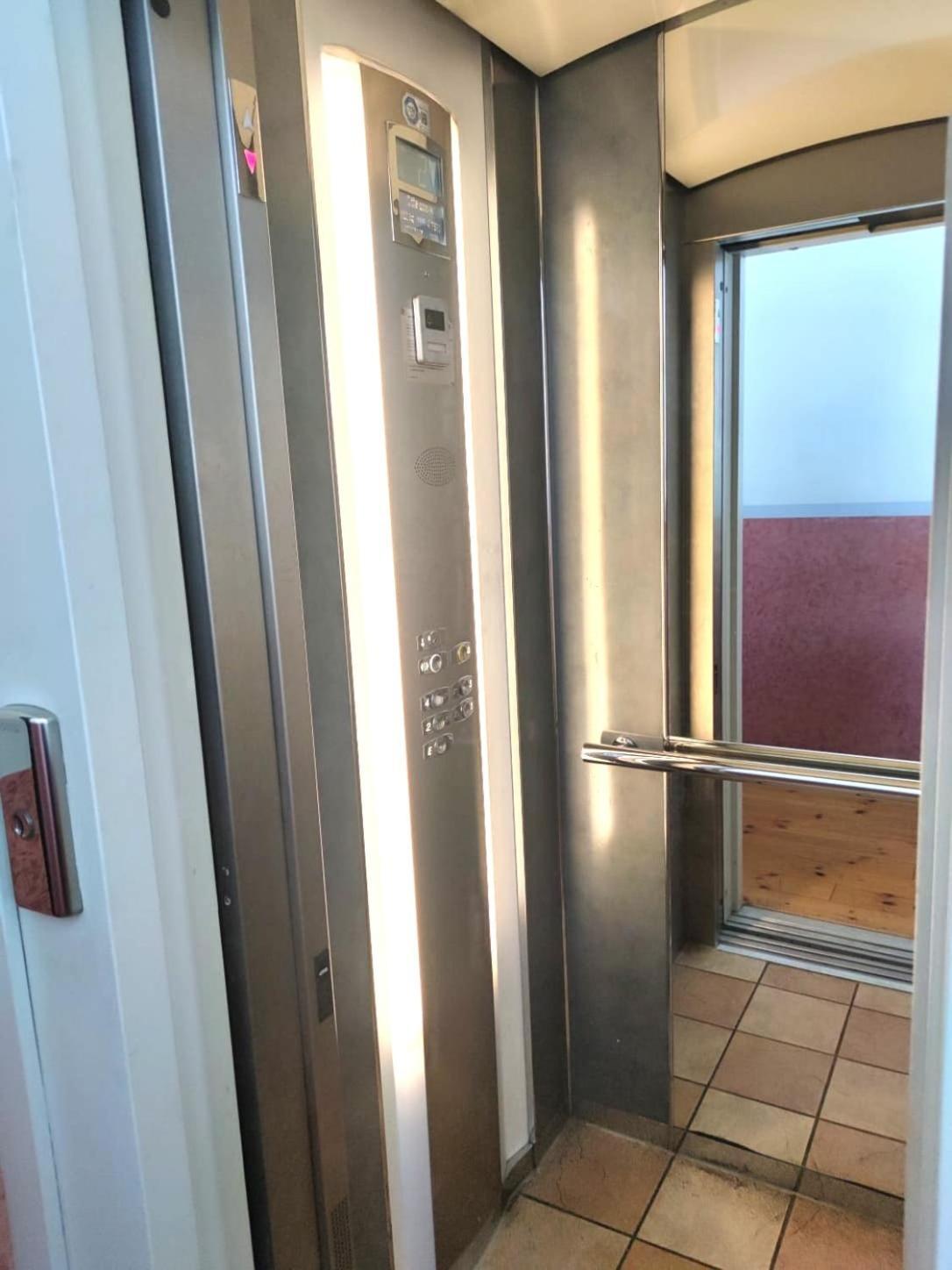 Modernes Apartment Im Herzen Leipzigs Exterior photo